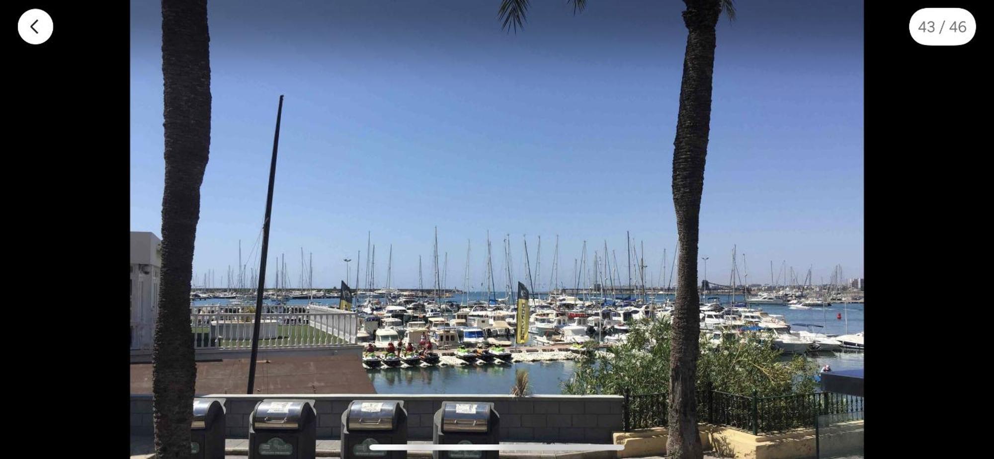 Tres Beau T4 Torrevieja Renove Et Moderne Apartment Bagian luar foto